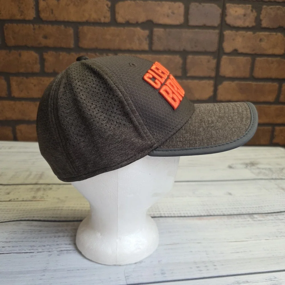 New‎ Era Cleveland Browns Hat Brown Fitted Small Medium Football 39THIRTY Cap